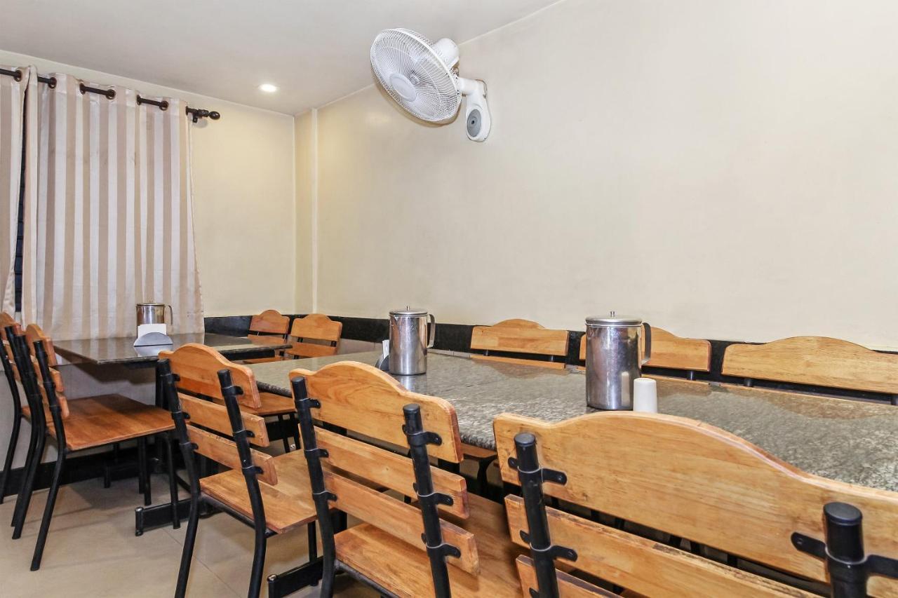 Bijāpur Oyo 30537 Hotel Megharaj מראה חיצוני תמונה